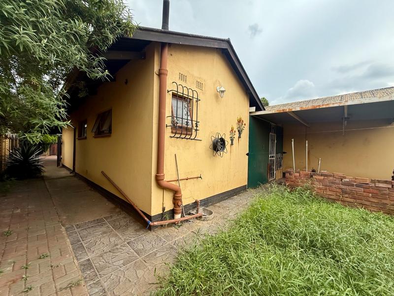 4 Bedroom Property for Sale in Vanderbijlpark CE 4 Gauteng