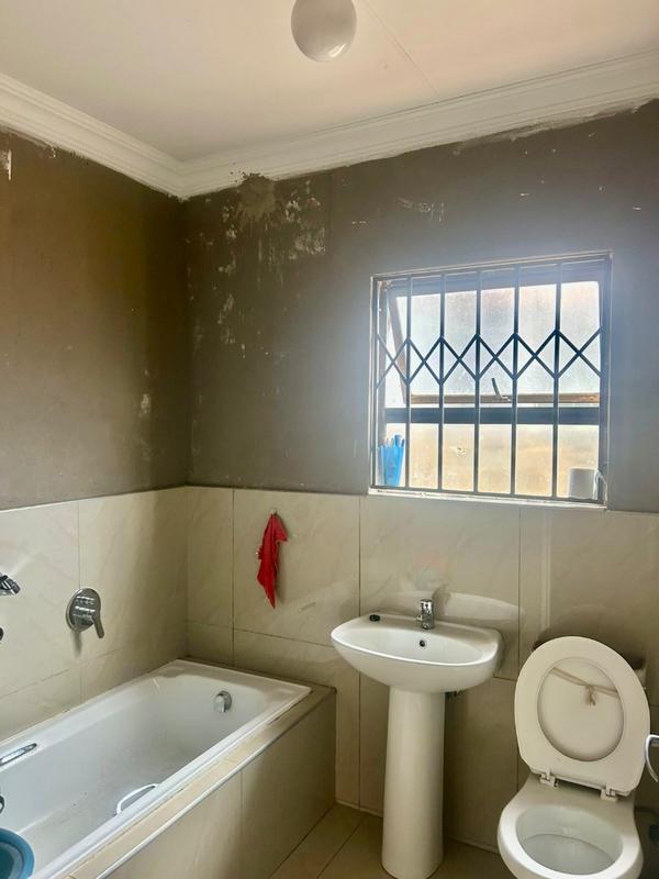 3 Bedroom Property for Sale in Vanderbijlpark CE 4 Gauteng