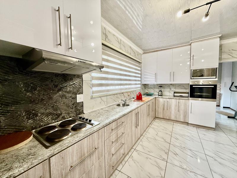 2 Bedroom Property for Sale in Vanderbijlpark CE Gauteng