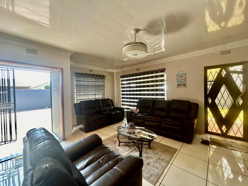 4 Bedroom Property for Sale in Vanderbijlpark CE Gauteng