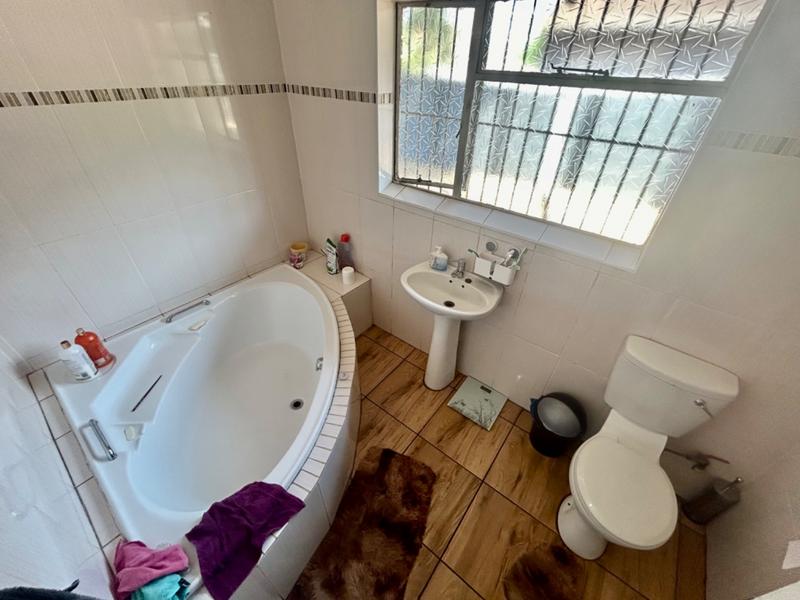 4 Bedroom Property for Sale in Vanderbijlpark CE Gauteng