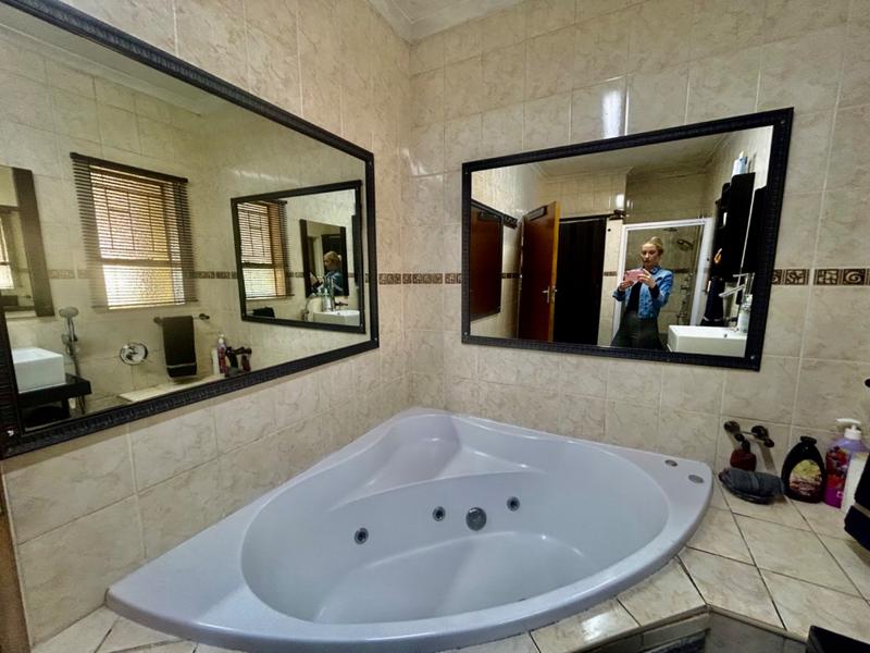 3 Bedroom Property for Sale in Vanderbijlpark CE Gauteng