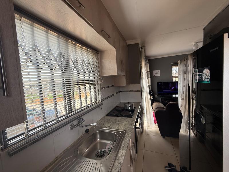 2 Bedroom Property for Sale in Vanderbijlpark CE 7 Gauteng