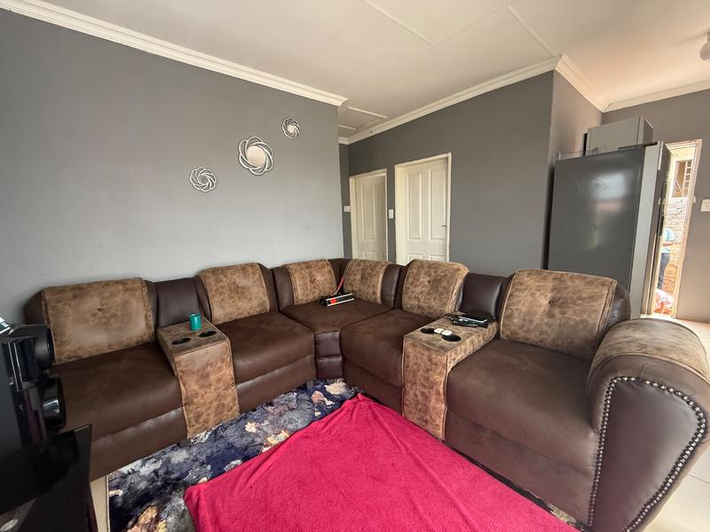 2 Bedroom Property for Sale in Vanderbijlpark CE 7 Gauteng