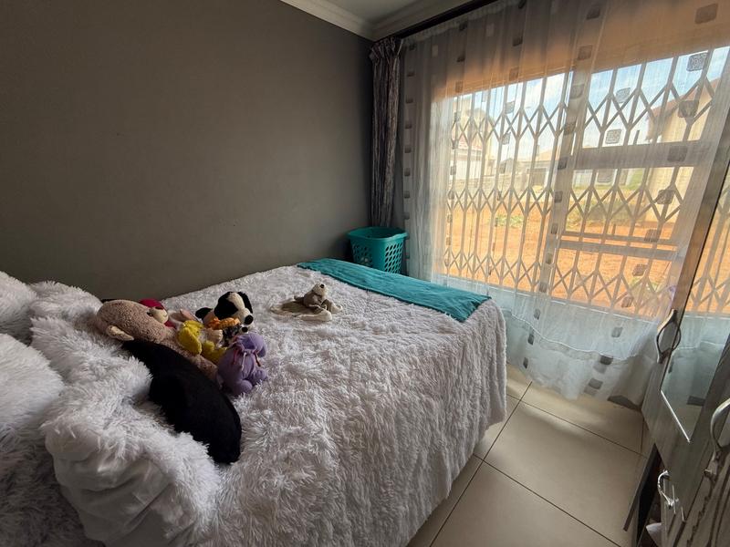 2 Bedroom Property for Sale in Vanderbijlpark CE 7 Gauteng