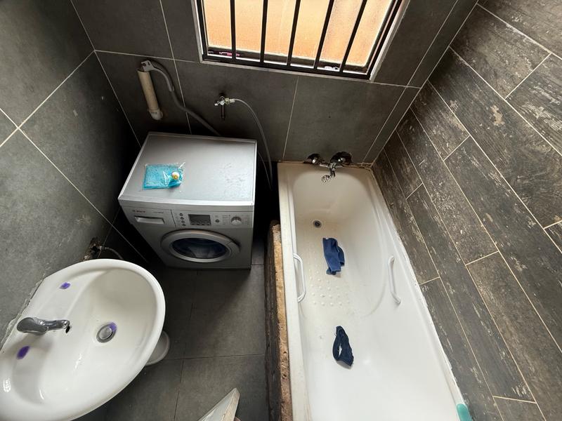 2 Bedroom Property for Sale in Vanderbijlpark CE 7 Gauteng
