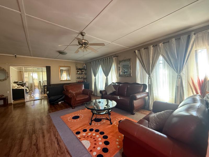 3 Bedroom Property for Sale in Vanderbijlpark CW 1 Gauteng