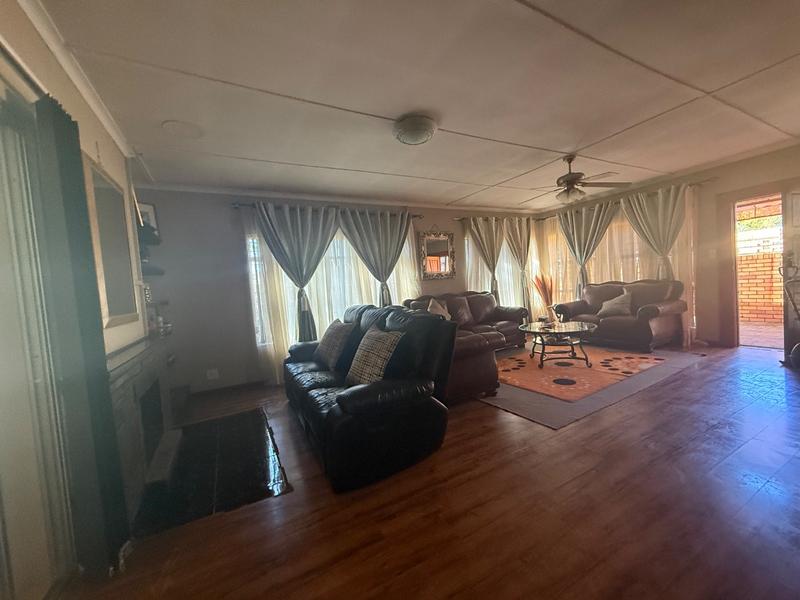 3 Bedroom Property for Sale in Vanderbijlpark CW 1 Gauteng