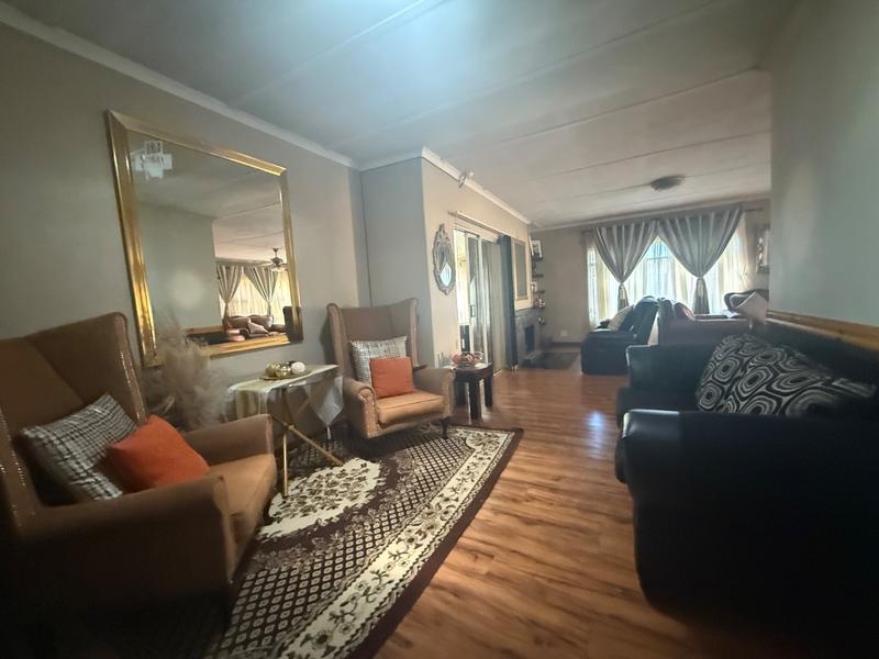 3 Bedroom Property for Sale in Vanderbijlpark CW 1 Gauteng