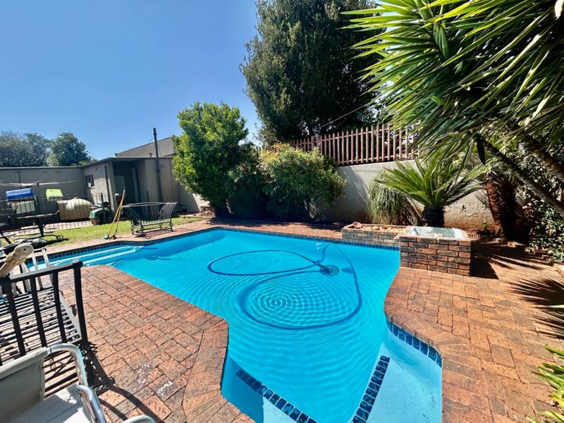3 Bedroom Property for Sale in Vanderbijlpark CW 1 Gauteng