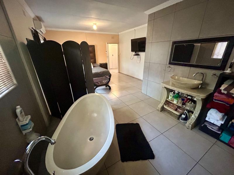 3 Bedroom Property for Sale in Vanderbijlpark CW 1 Gauteng