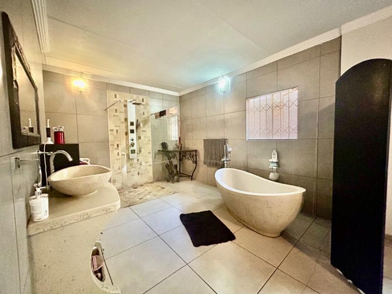 3 Bedroom Property for Sale in Vanderbijlpark CW 1 Gauteng