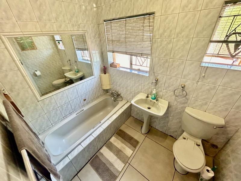 3 Bedroom Property for Sale in Vanderbijlpark CW 1 Gauteng