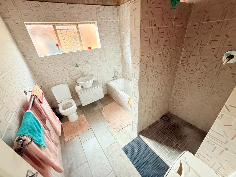 3 Bedroom Property for Sale in Vanderbijlpark CW 1 Gauteng
