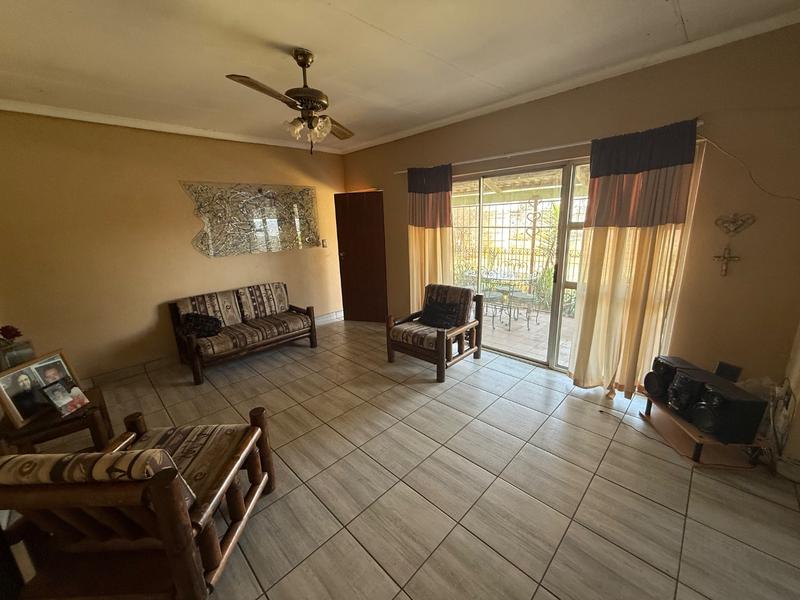 3 Bedroom Property for Sale in Vanderbijlpark CW Gauteng