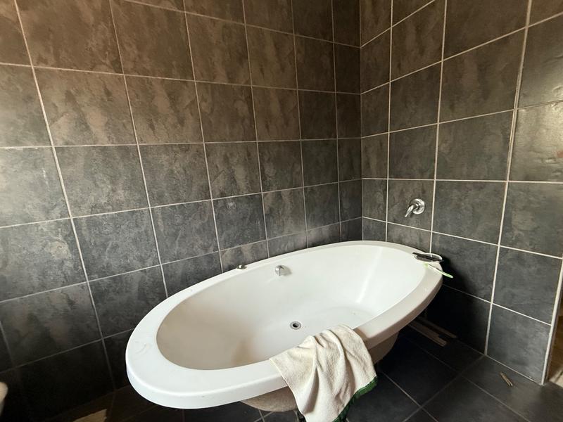 3 Bedroom Property for Sale in Vanderbijlpark CW Gauteng