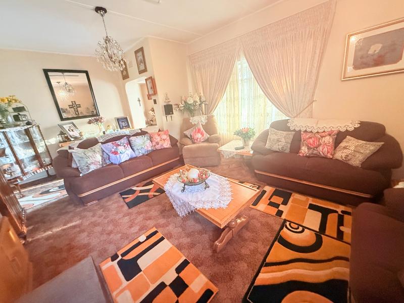 8 Bedroom Property for Sale in Vanderbijlpark CW Gauteng