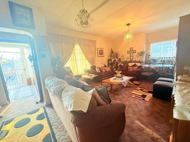 8 Bedroom Property for Sale in Vanderbijlpark CW Gauteng