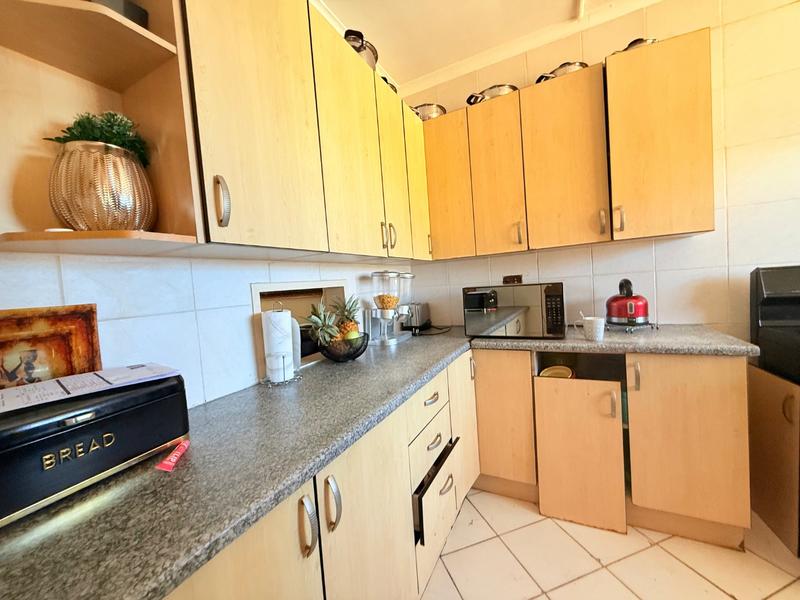 2 Bedroom Property for Sale in Vanderbijlpark CW Gauteng