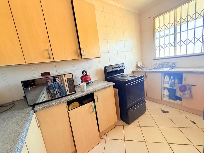 2 Bedroom Property for Sale in Vanderbijlpark CW Gauteng