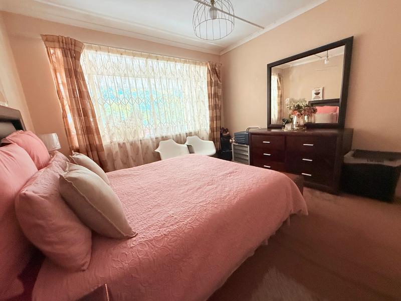 2 Bedroom Property for Sale in Vanderbijlpark CW Gauteng