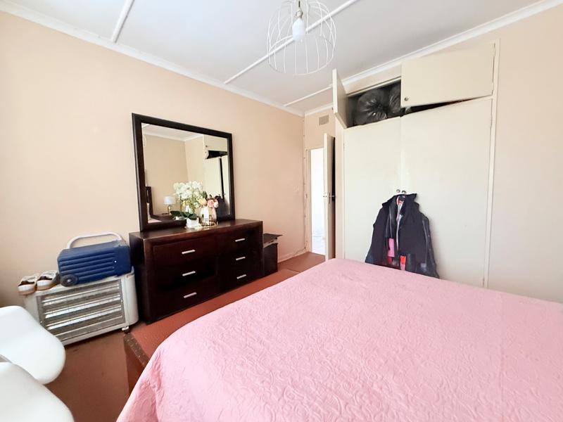 2 Bedroom Property for Sale in Vanderbijlpark CW Gauteng