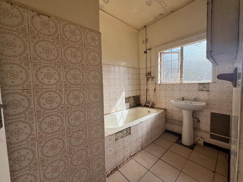 4 Bedroom Property for Sale in Vanderbijlpark CW Gauteng