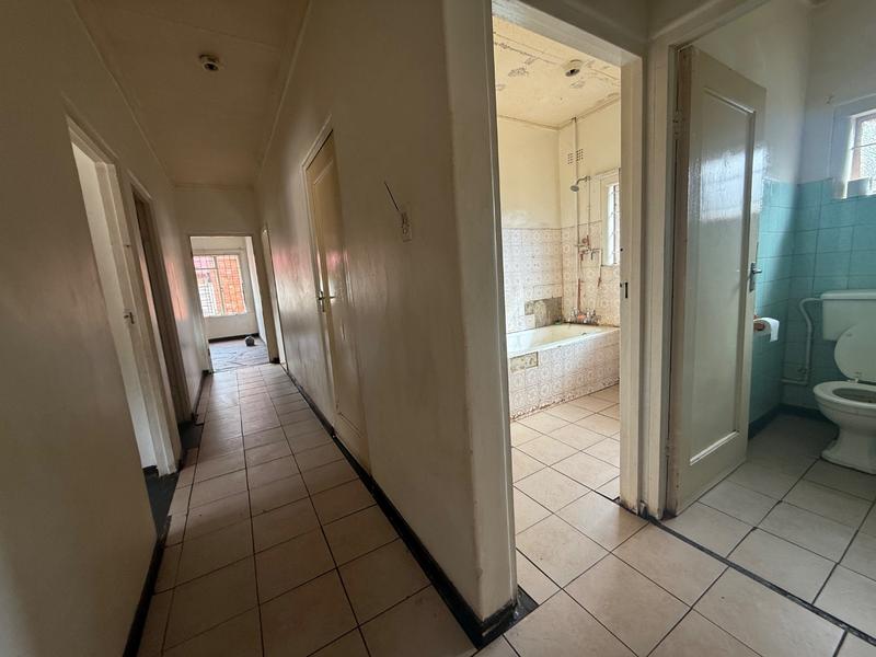 4 Bedroom Property for Sale in Vanderbijlpark CW Gauteng