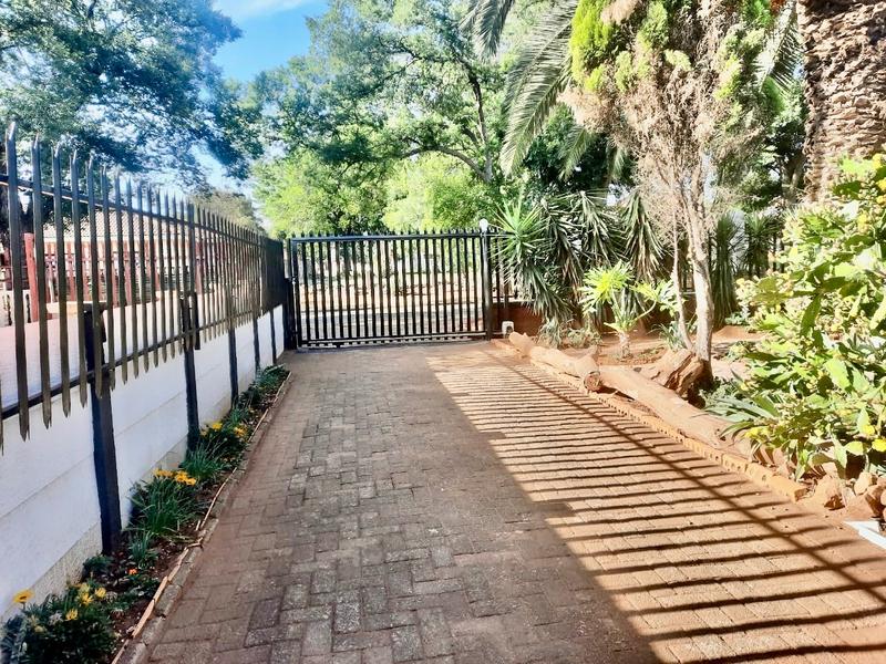 3 Bedroom Property for Sale in Vanderbijlpark CW Gauteng
