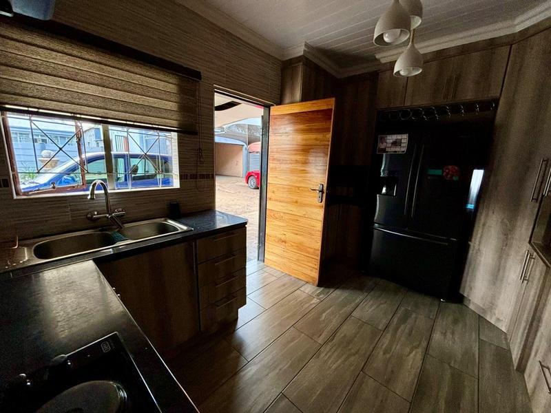3 Bedroom Property for Sale in Vanderbijlpark CW Gauteng