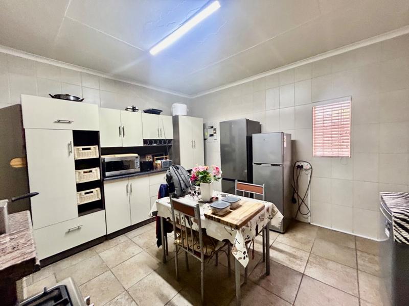 2 Bedroom Property for Sale in Vanderbijlpark CW Gauteng