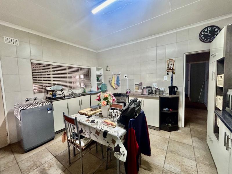 2 Bedroom Property for Sale in Vanderbijlpark CW Gauteng