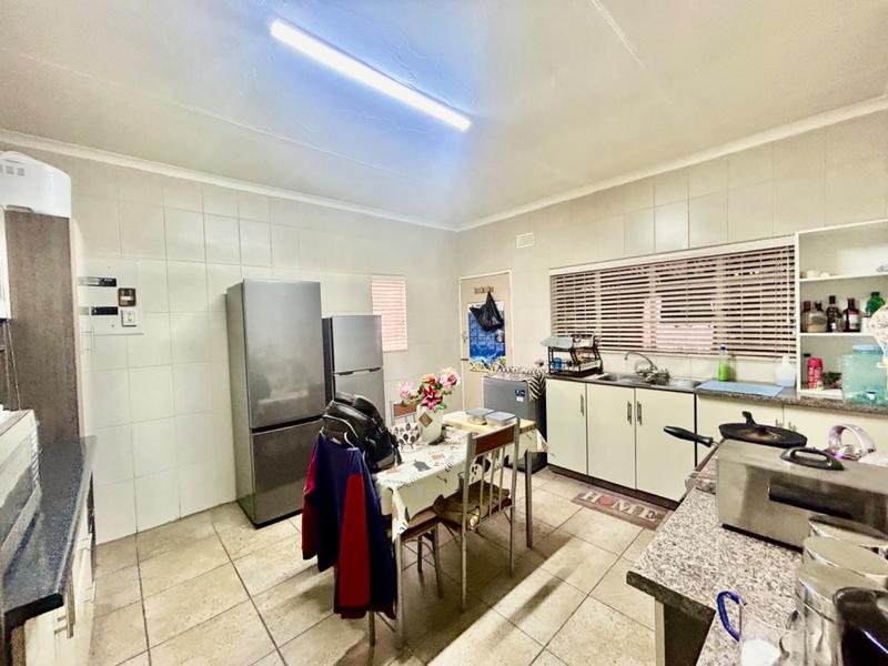 2 Bedroom Property for Sale in Vanderbijlpark CW Gauteng