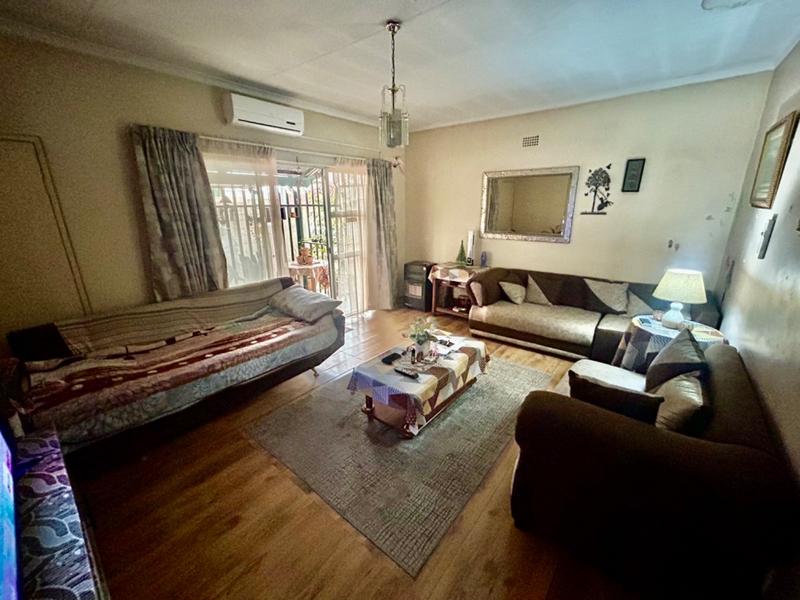 2 Bedroom Property for Sale in Vanderbijlpark CW Gauteng