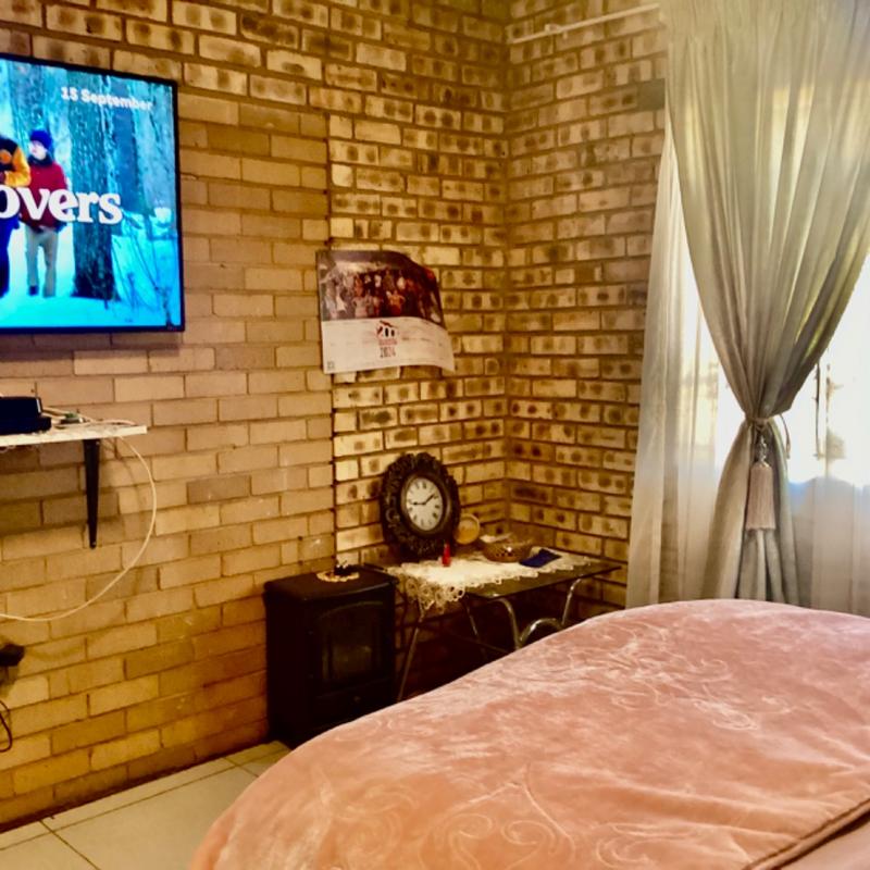4 Bedroom Property for Sale in Vanderbijlpark CW Gauteng