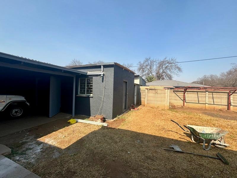3 Bedroom Property for Sale in Vanderbijlpark CW Gauteng