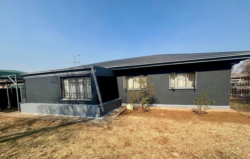 3 Bedroom Property for Sale in Vanderbijlpark CW Gauteng
