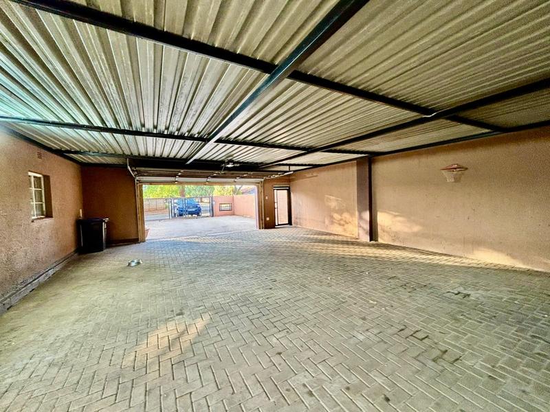 3 Bedroom Property for Sale in Vanderbijlpark CW Gauteng