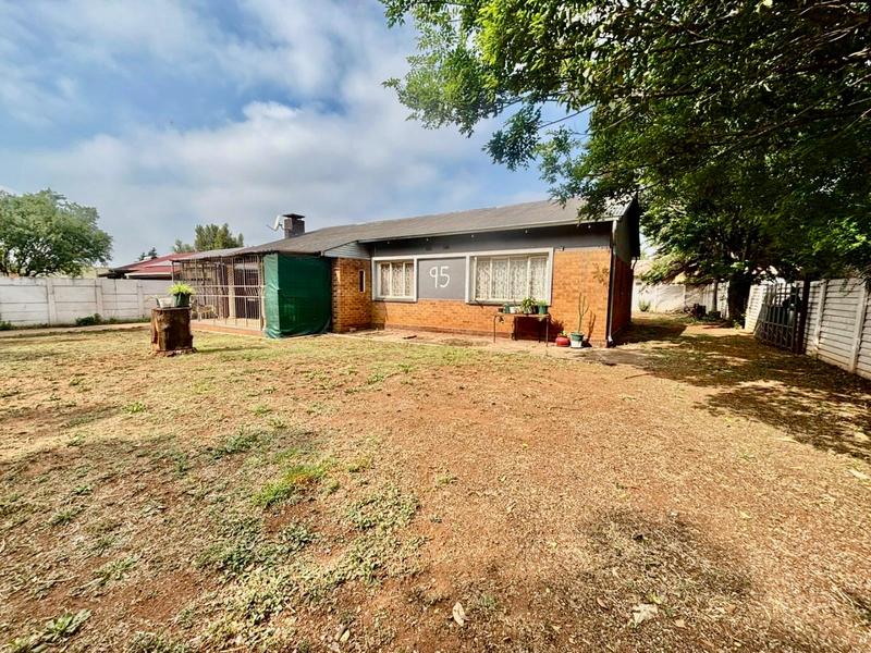 3 Bedroom Property for Sale in Vanderbijlpark CW Gauteng
