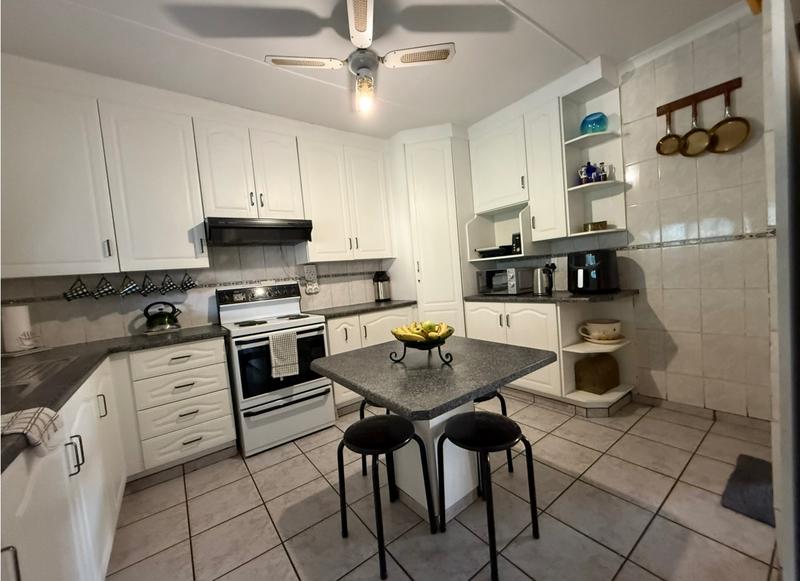 3 Bedroom Property for Sale in Vanderbijlpark CW 3 Gauteng