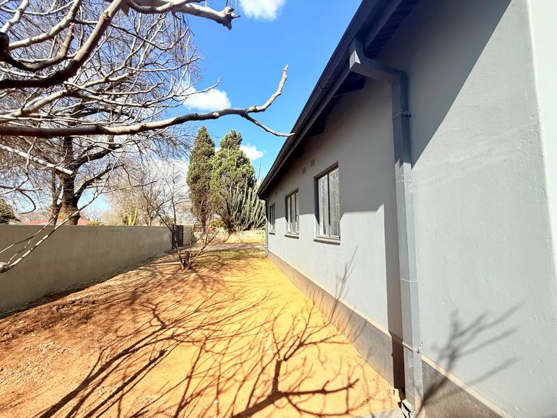 4 Bedroom Property for Sale in Vanderbijlpark CW 3 Gauteng
