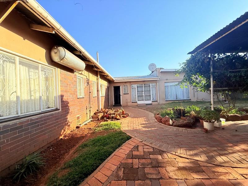 3 Bedroom Property for Sale in Vanderbijlpark CW 3 Gauteng