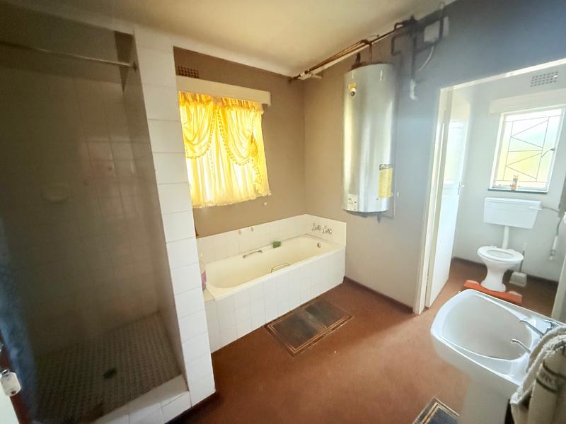 3 Bedroom Property for Sale in Vanderbijlpark CW 3 Gauteng