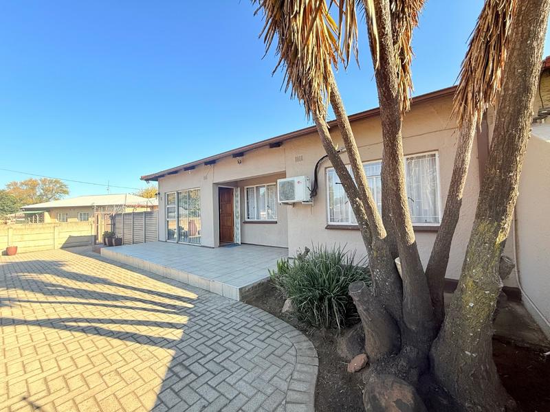 3 Bedroom Property for Sale in Vanderbijlpark CW 3 Gauteng