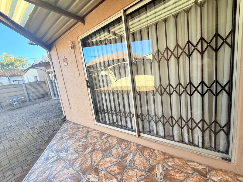 3 Bedroom Property for Sale in Vanderbijlpark CW 3 Gauteng