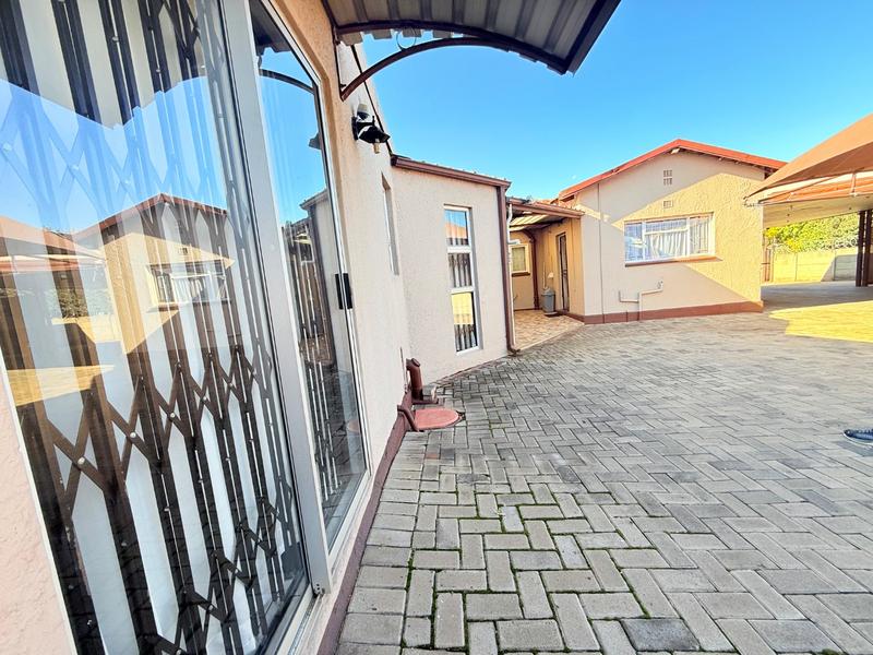 3 Bedroom Property for Sale in Vanderbijlpark CW 3 Gauteng