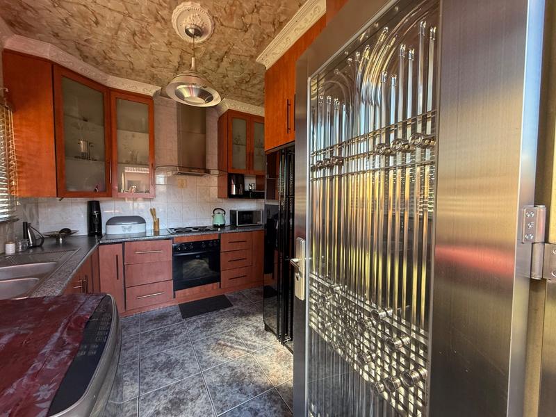 3 Bedroom Property for Sale in Vanderbijlpark CW 3 Gauteng