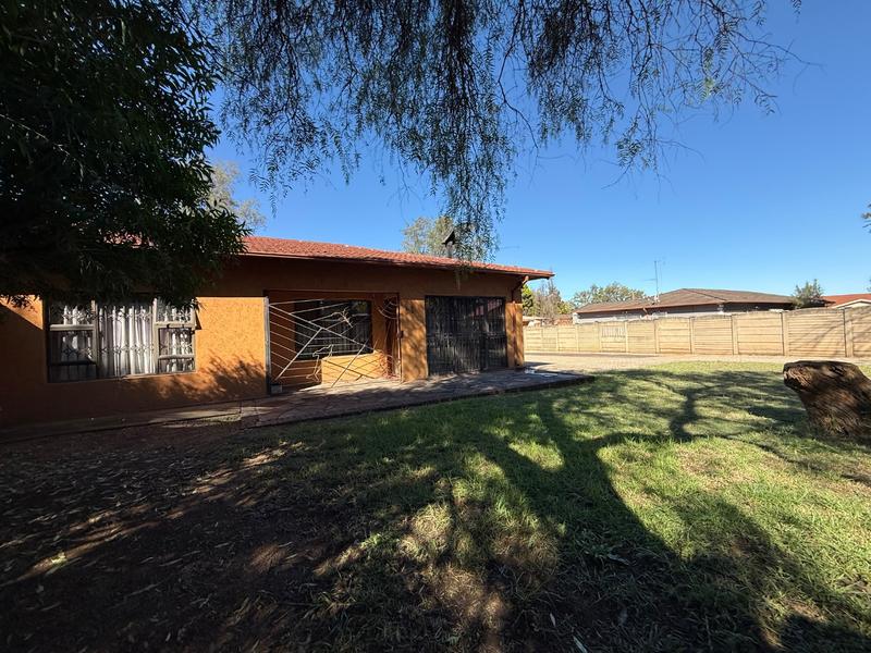 3 Bedroom Property for Sale in Vanderbijlpark CW 3 Gauteng