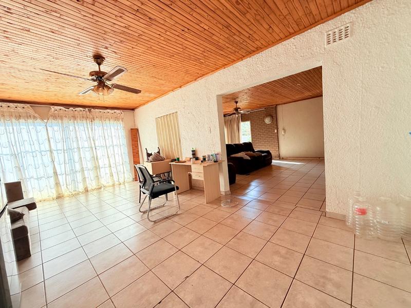 3 Bedroom Property for Sale in Vanderbijlpark CW 3 Gauteng