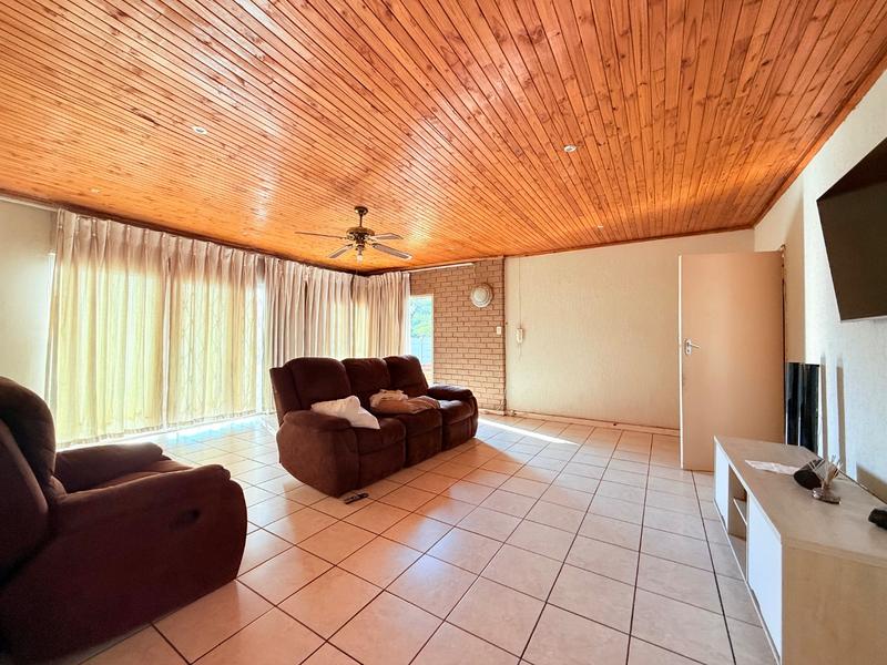 3 Bedroom Property for Sale in Vanderbijlpark CW 3 Gauteng